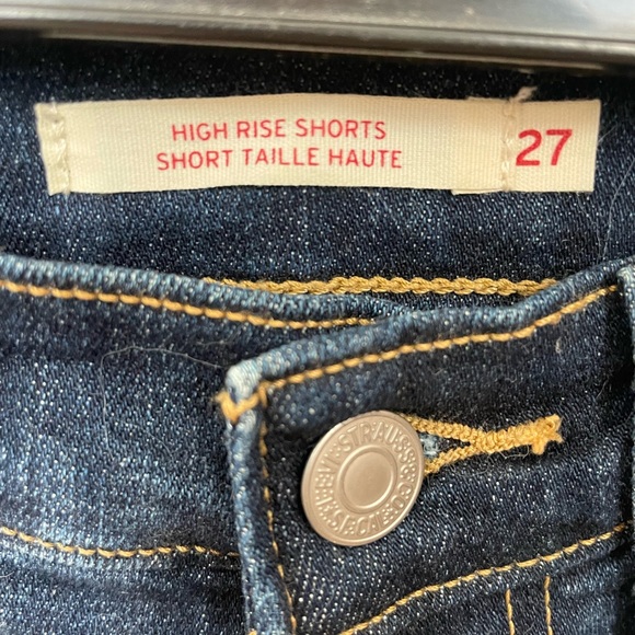 Levi’s high rise jean shorts size 27 - Picture 2 of 3